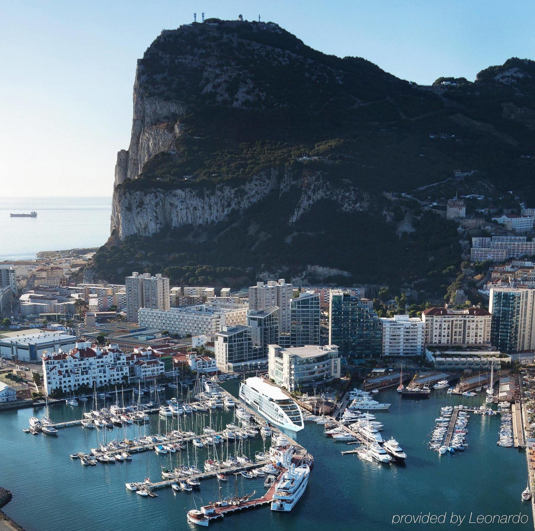 Sunborn Gibraltar Hotel Kültér fotó