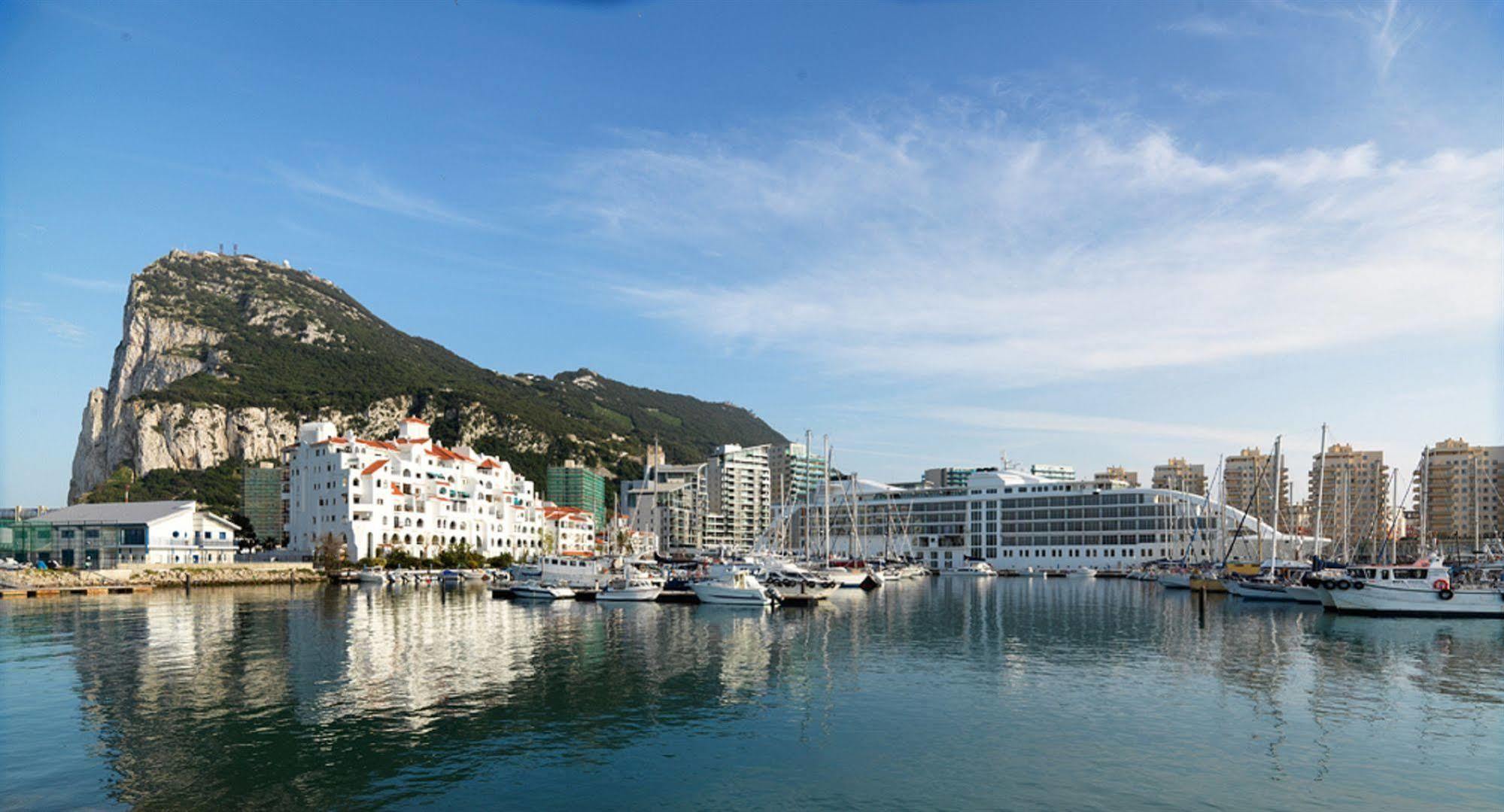 Sunborn Gibraltar Hotel Kültér fotó